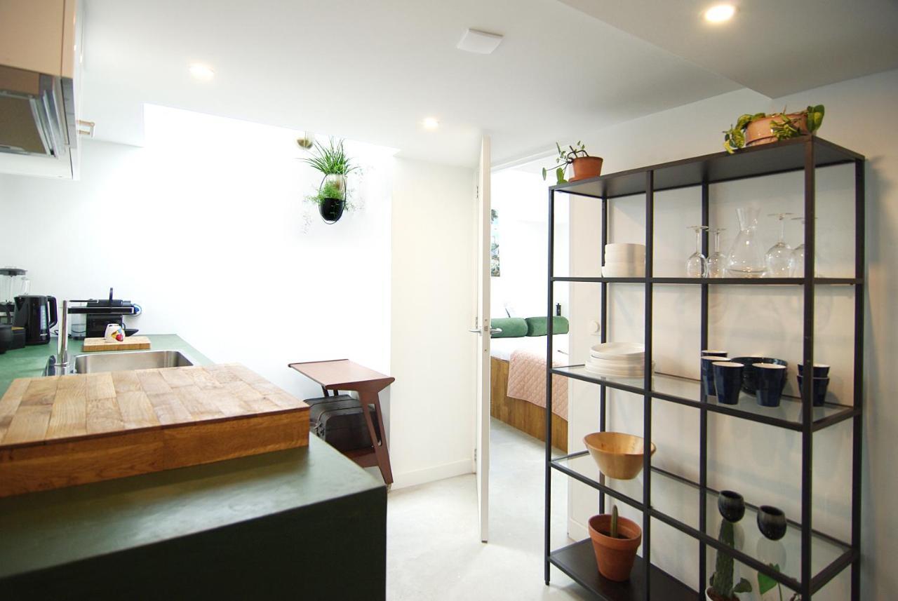 ホテル Magnificent Houseboat With A Stunning View! アムステルダム エクステリア 写真